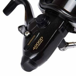 Shimano Baitrunner D 4000 Spinning Reel 9 Shimano Baitrunner D 4000 Spinning Reel -Fishing Storage Shop BCF 215271 02 hi res