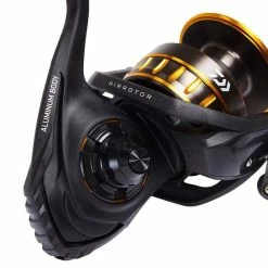Daiwa BG 8000 Spinning Reel -Fishing Storage Shop BCF 523931 04 hi res